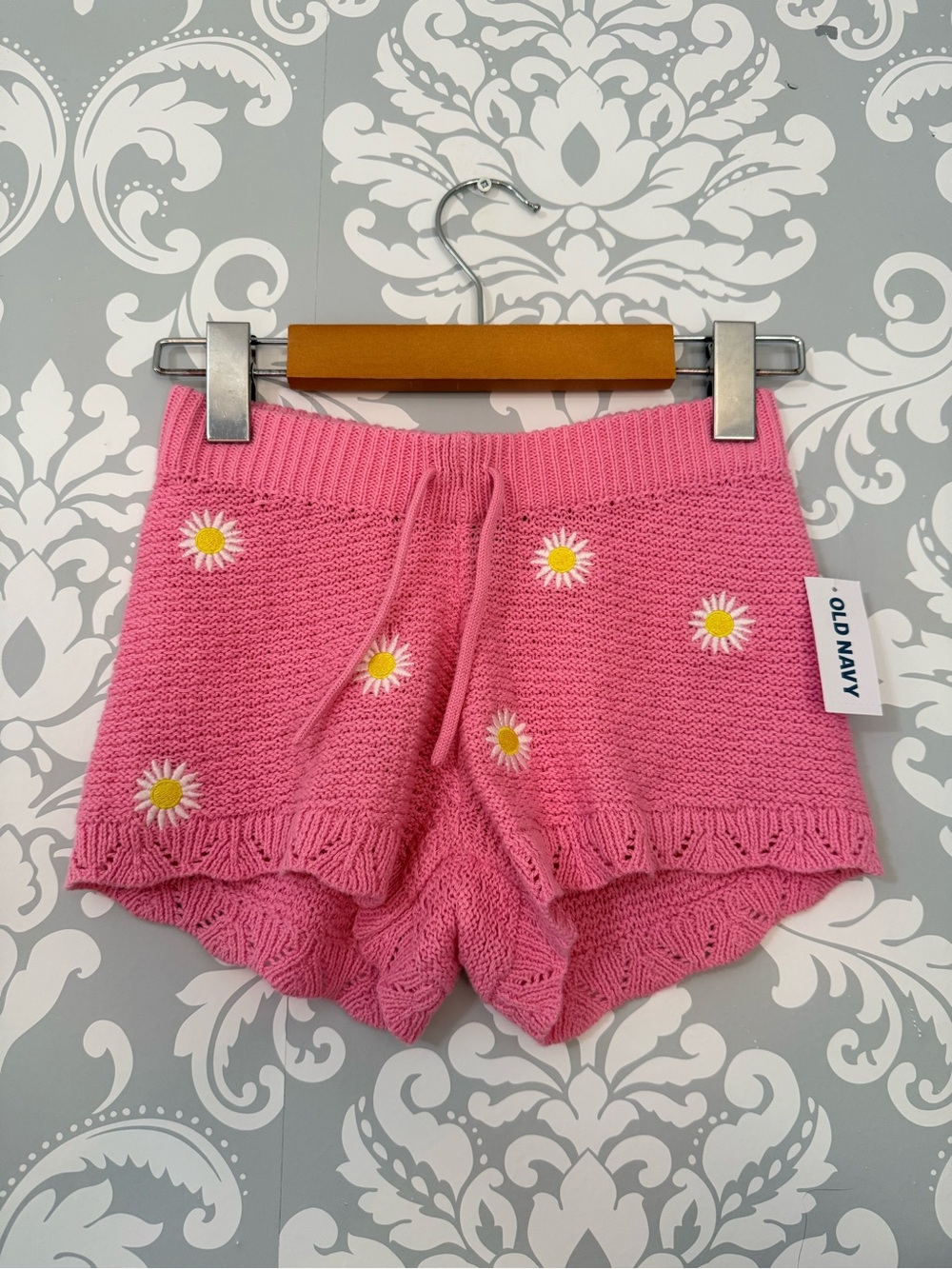 💫2/$25 • Old Navy Pink Daisy Knit Cotton Shorts